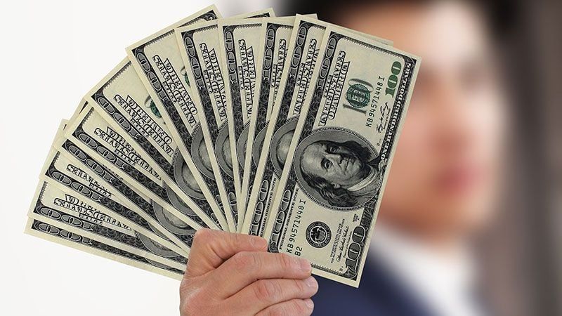 A Marketer Showing How Much You Can Save If Using 3D Virtual Product Photography