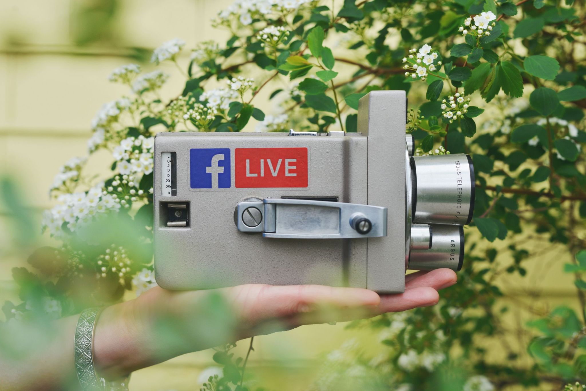Analysis of live streaming as an emerging method in e-commerce video promotion trends